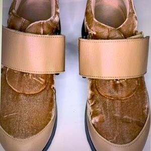 Free People Womens Cannon Sneakers pale Pink Velour low top athletic shoes sz 37